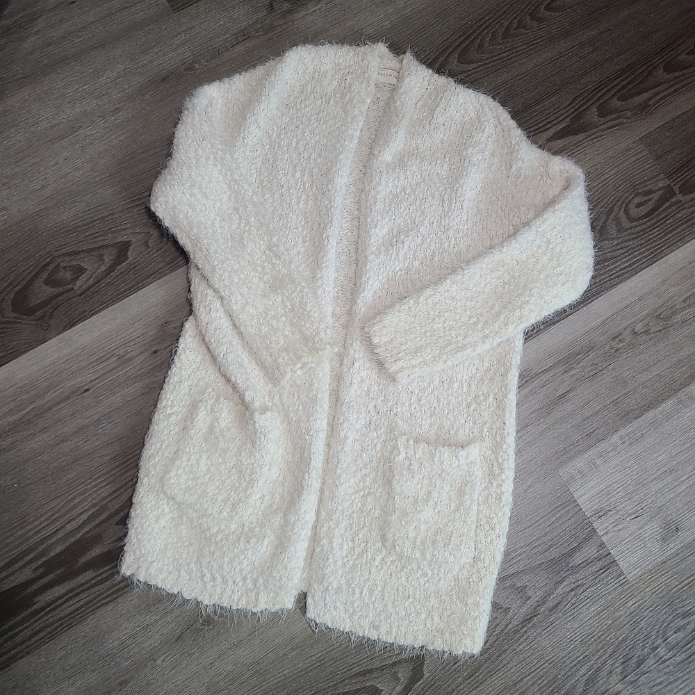 Dreamers White Cardigan M
